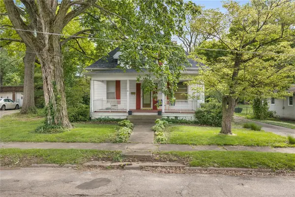 525 Prairie Street, Paris, IL 61944