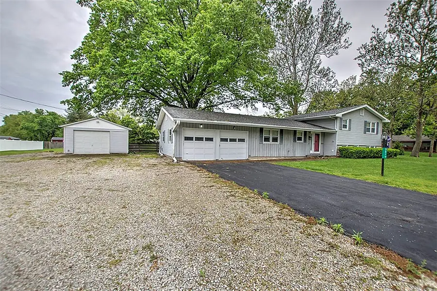 3219 Redlich Drive, Decatur, IL 62521 - #2