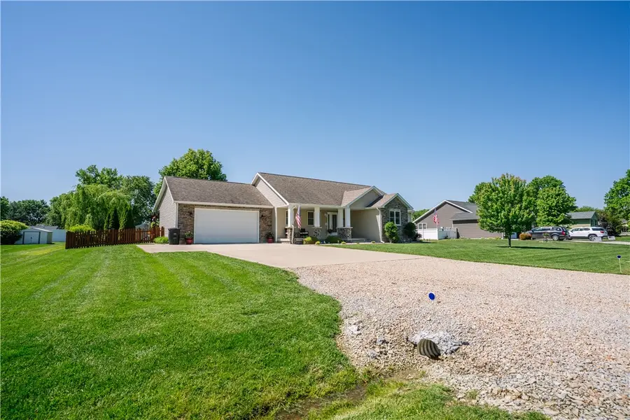 10572 Aminoff Drive, Effingham, IL 62401 - #3