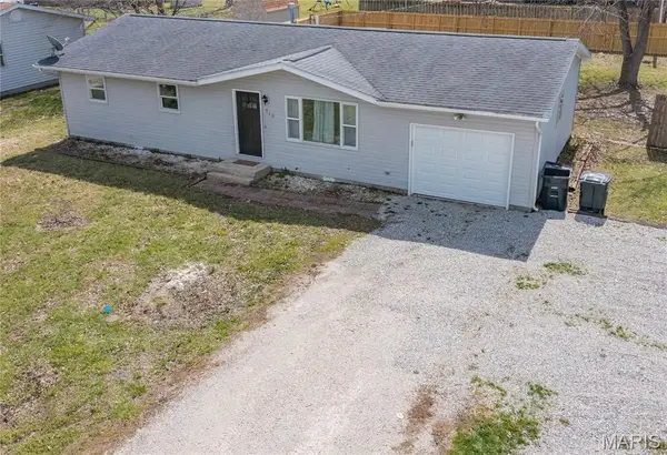 710 Field Street, Altamont, IL 62411