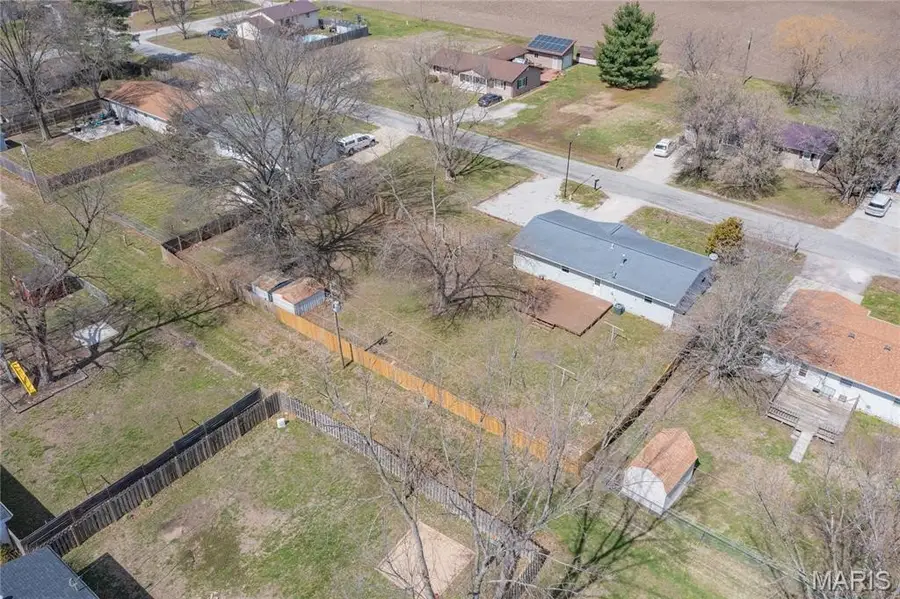 710 Field Street, Altamont, IL 62411 - #2