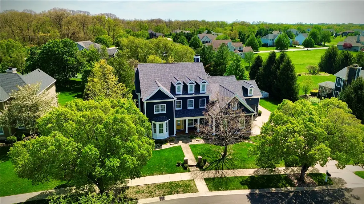 2690 Lake Parkway, Decatur, IL 62521 - #1