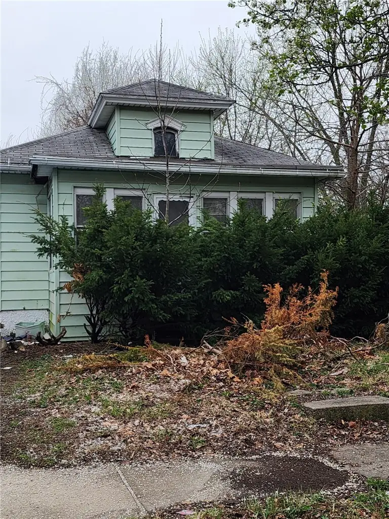 1627 E Johns Avenue, Decatur, IL 62521 - #1