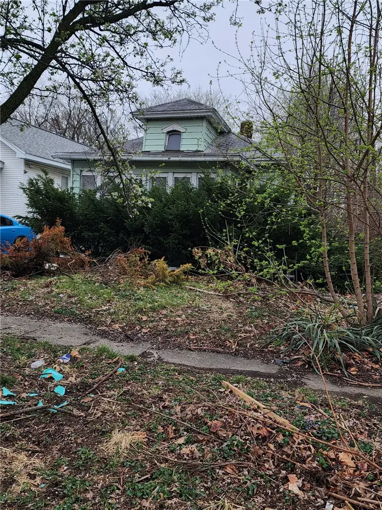 1627 E Johns Avenue, Decatur, IL 62521 - #2