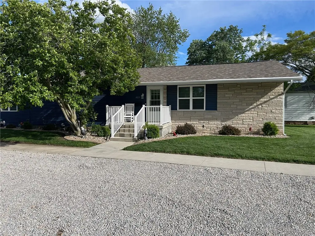 403 E Alabama Avenue, Casey, IL 62420 - #1