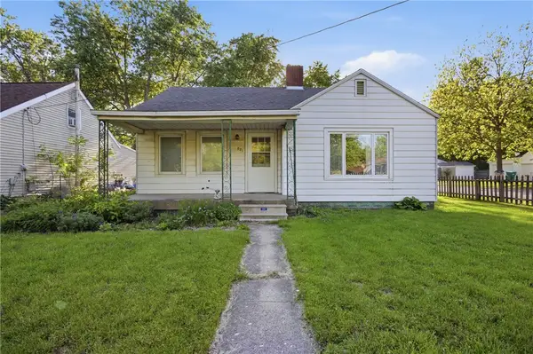 821 N 33rd Street, Mattoon, IL 61938