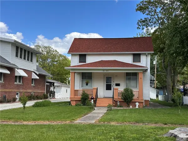 112 S State Street, Pana, IL 62557