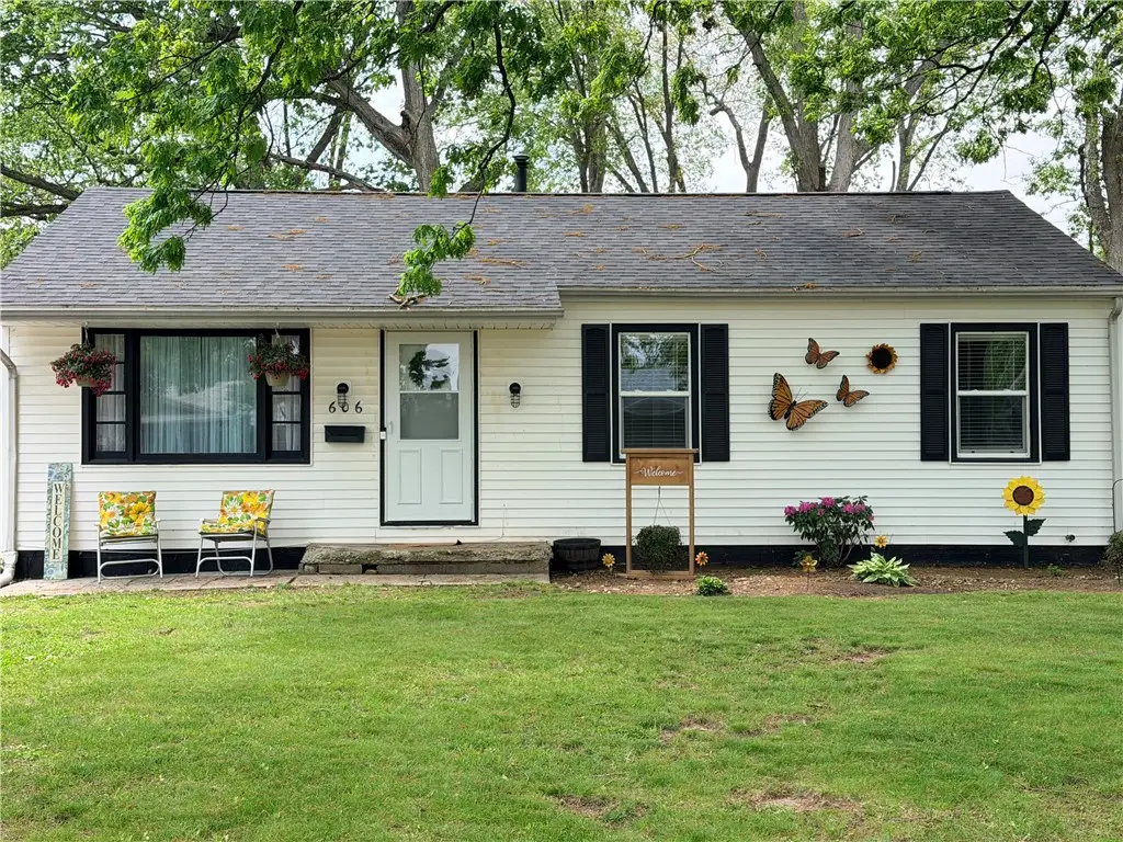 606 Woodlawn, Danville, IL 61832 - #1