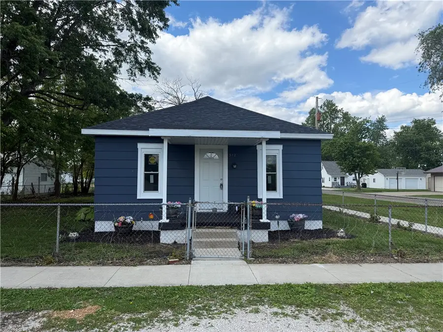 312 E Collett Street, Oakwood, IL 61858 - #2
