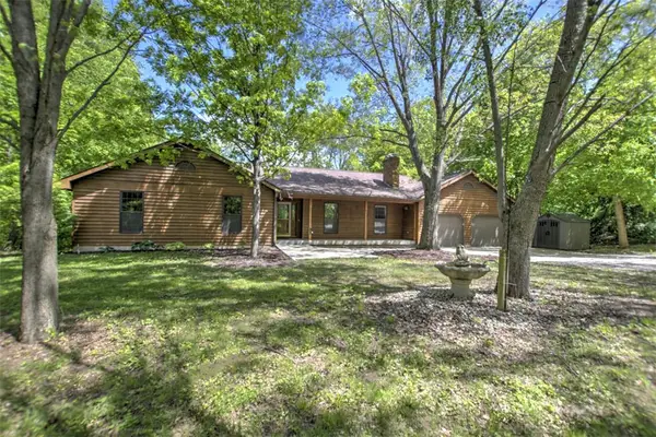 3092 Deer Trail, Decatur, IL 62521