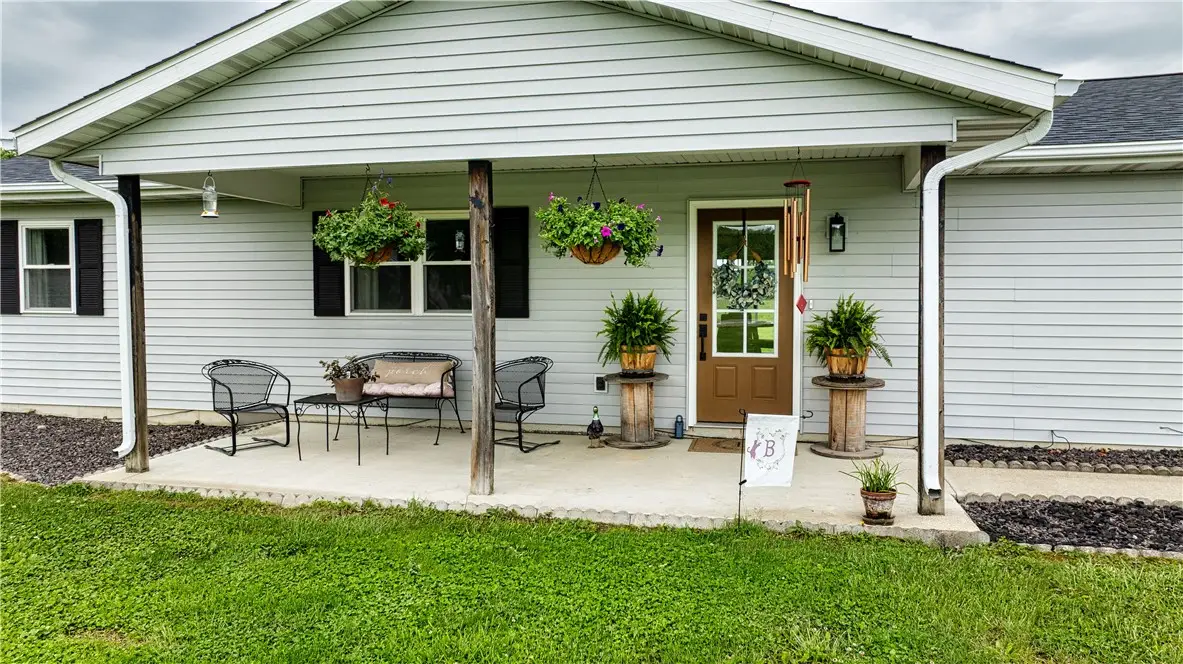 9355 N 1000th Road, Effingham, IL 62401 - #1