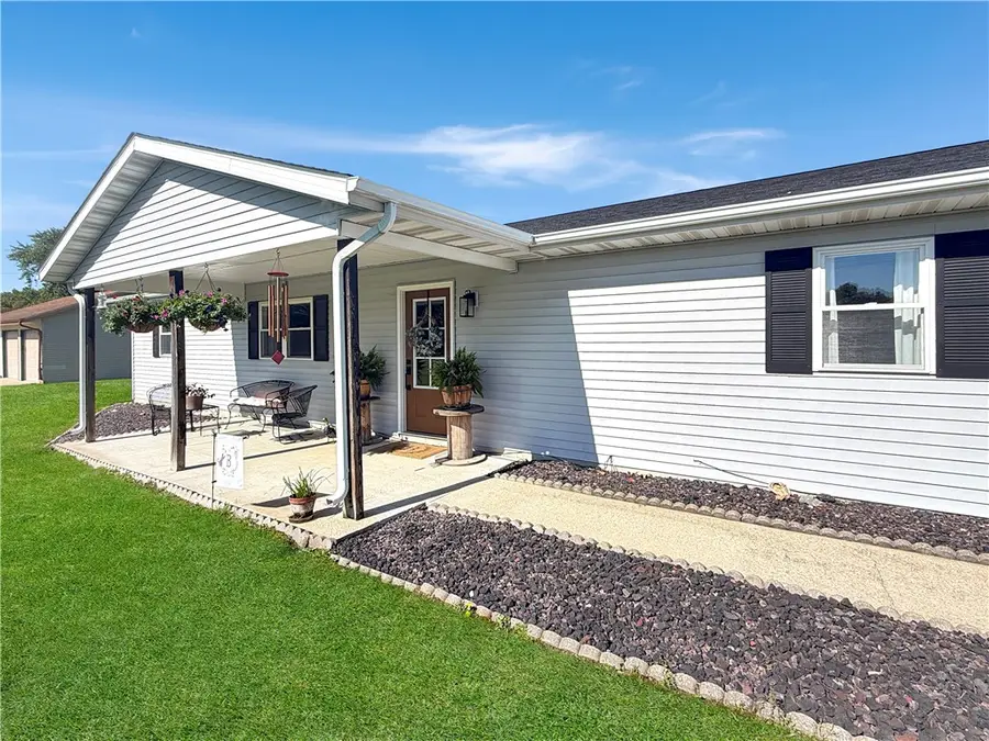 9355 N 1000th Road, Effingham, IL 62401 - #3