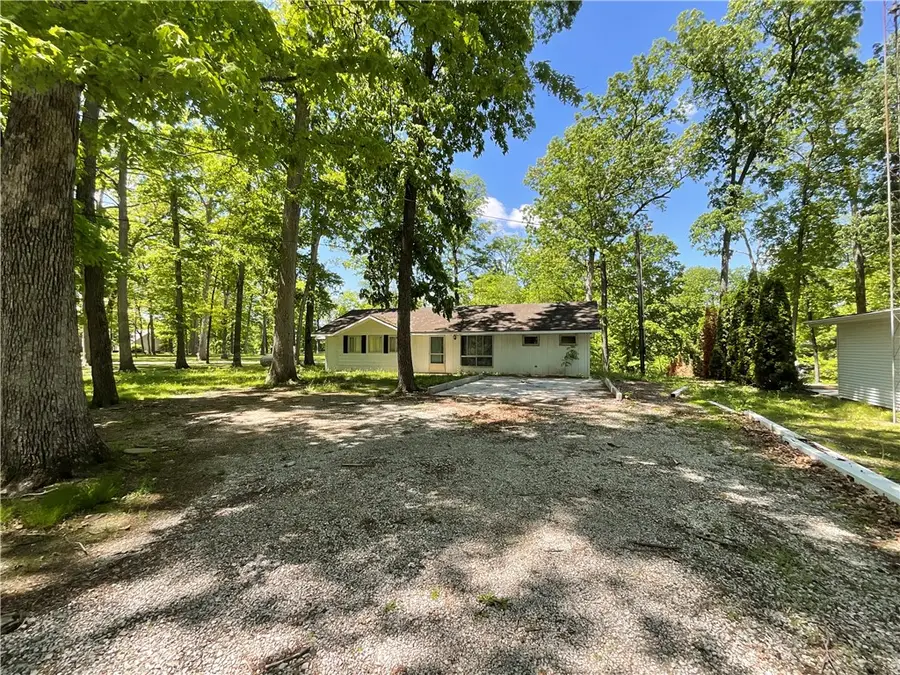 14677 N Court Six, Effingham, IL 62401 - #2