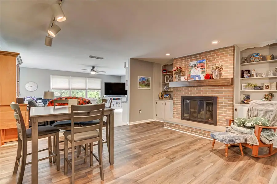 108 S Stevens Avenue, Decatur, IL 62522 - #3