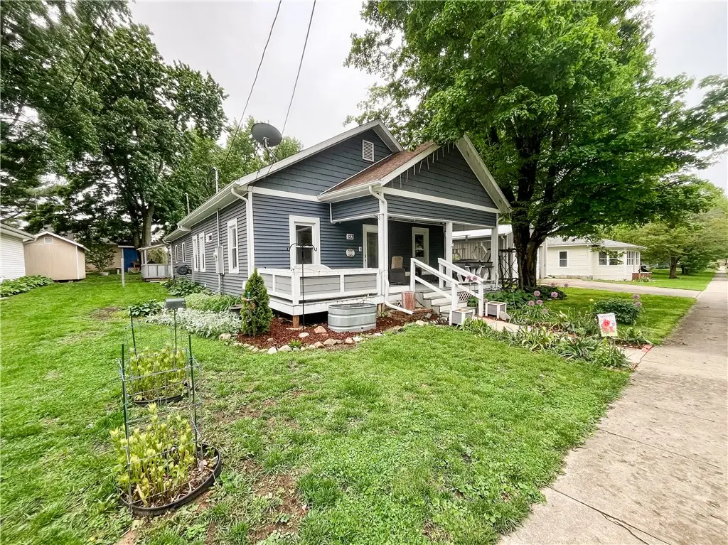 123 Estelle Avenue, Kansas, IL 61933 - #1