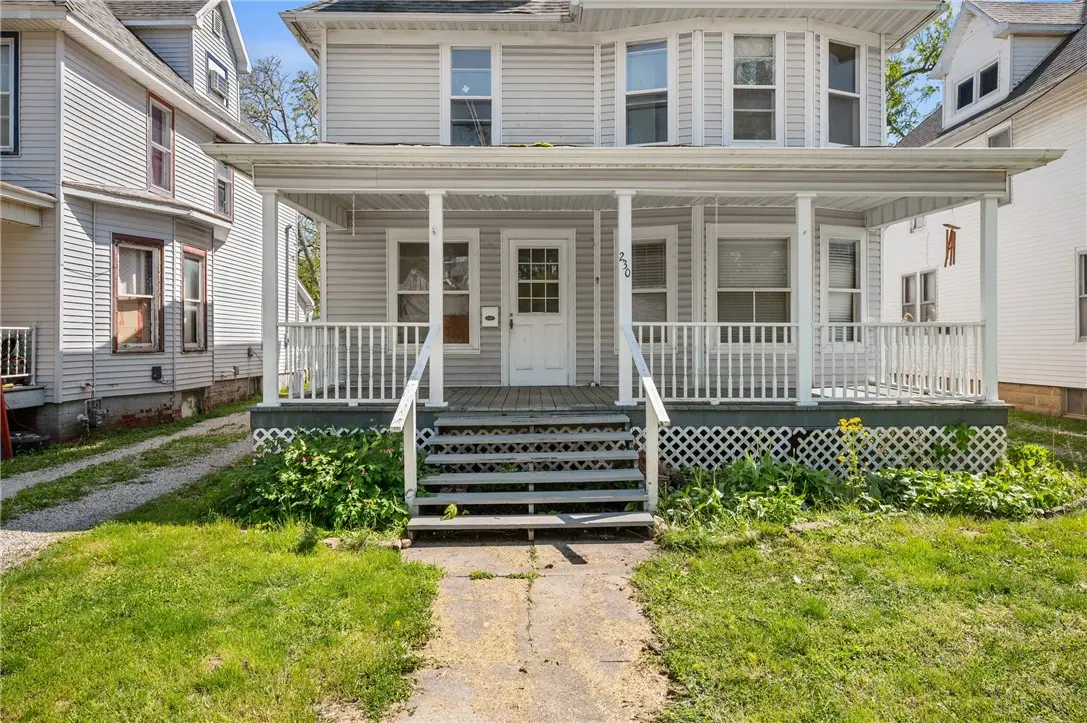 230 W Elizabeth Street, Paris, IL 61944 - #1