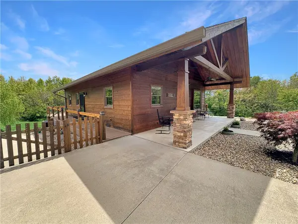 1072 County Road 2000e, Casey, IL 62420
