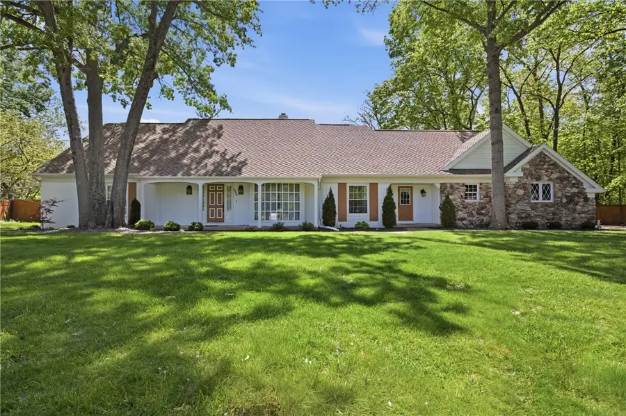 1006 Colony Lane, Charleston, IL 61920 - #2