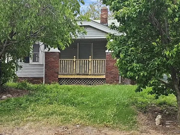 1612 E Cleveland Avenue, Decatur, IL 62521