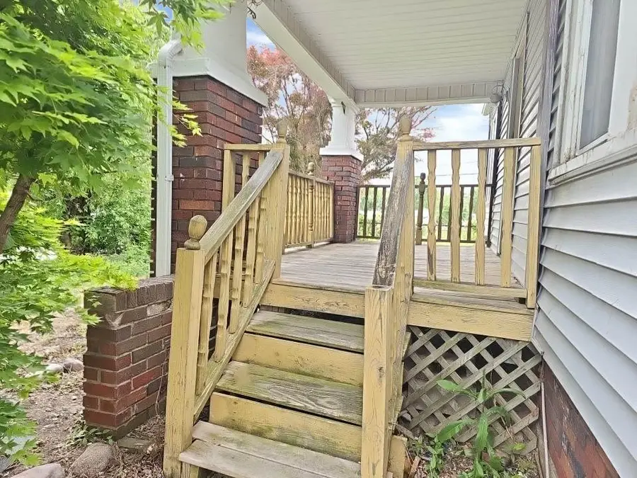 1612 E Cleveland Avenue, Decatur, IL 62521 - #3