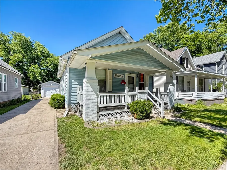 1536 E Main Street, Decatur, IL 62521 - #2