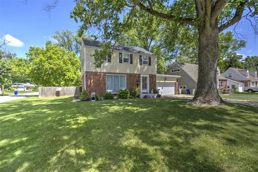 2274 Forest Avenue, Decatur, IL 62522 - #2