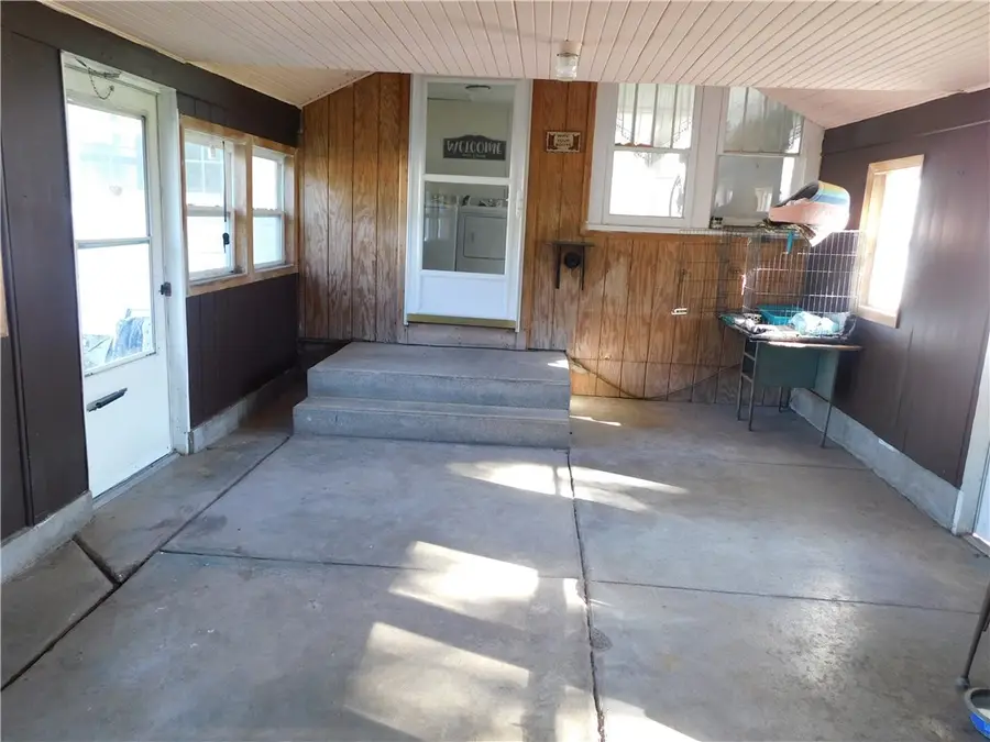 1301 E Main Street, Casey, IL 62420 - #3