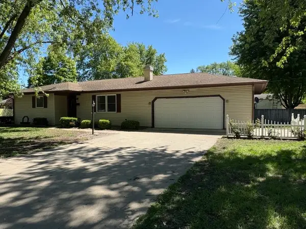 3121 Champaign Avenue, Mattoon, IL 61938