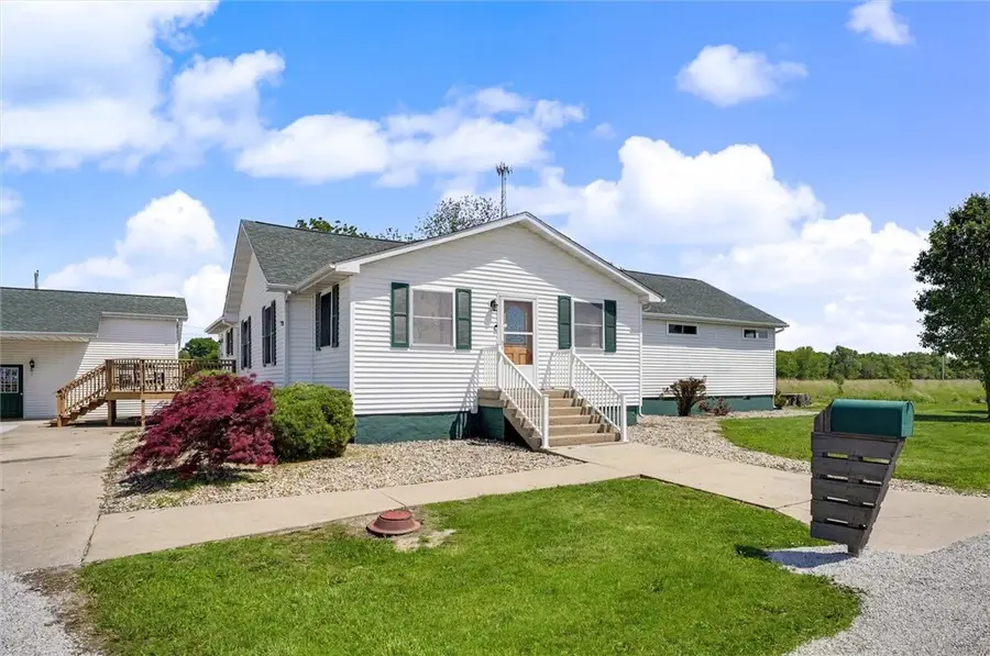 111 Warner Avenue, Georgetown, IL 61846 - #2