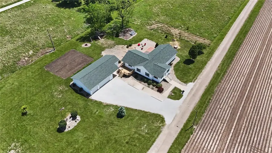 111 Warner Avenue, Georgetown, IL 61846 - #3