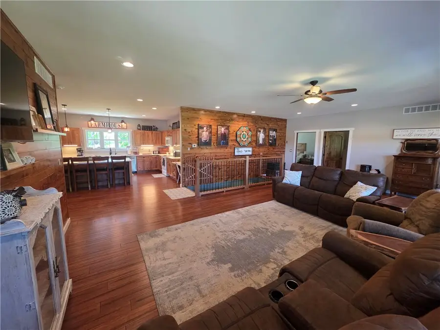 3082 E 300 North Road, Stewardson, IL 62463 - #3