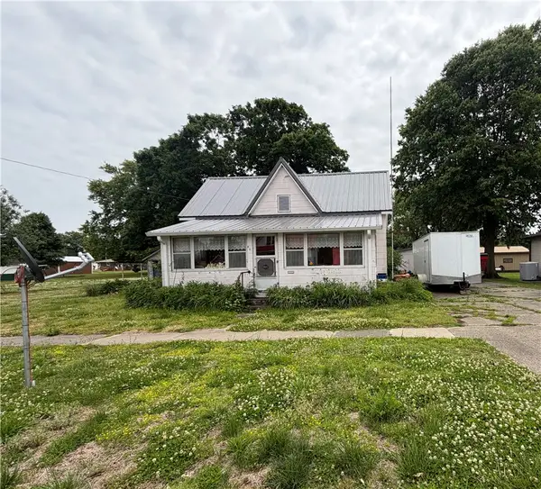 607 W Grand Prairie Street, Palestine, IL 62451