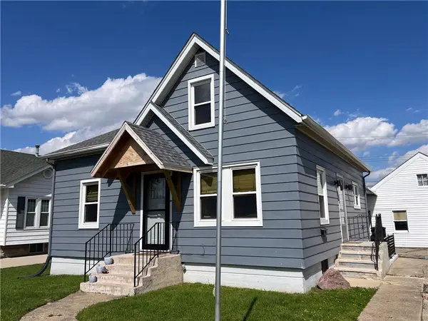 702 N 2nd Street, Effingham, IL 62401