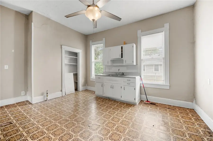 221 S Ohio Street, Chrisman, IL 61924 - #3