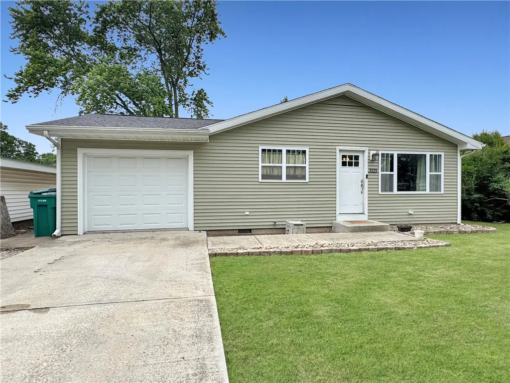 3221 Piatt Avenue, Mattoon, IL 61938 - #1