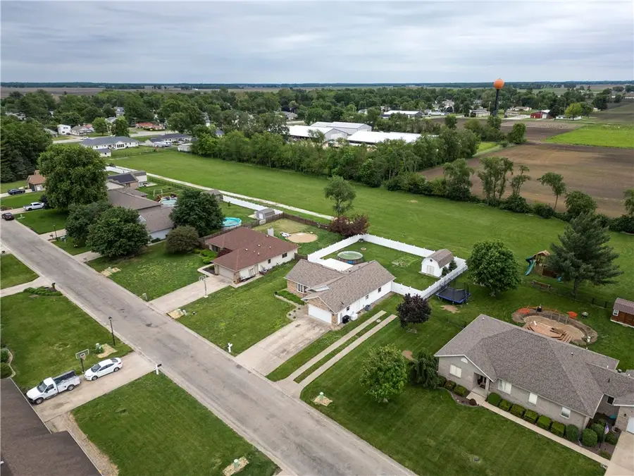 8 Rue Le Petite Street, Westville, IL 61883 - #3