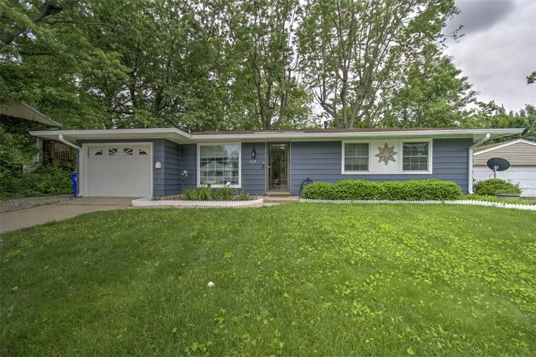 1619 W Harrison Avenue, Decatur, IL 62526 - #1