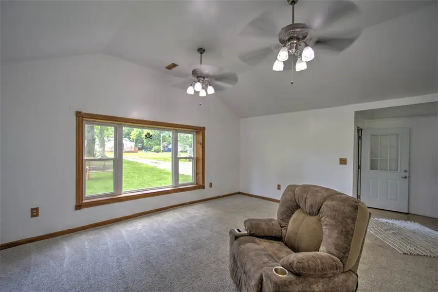 3560 Doneta Avenue, Decatur, IL 62526 - #3