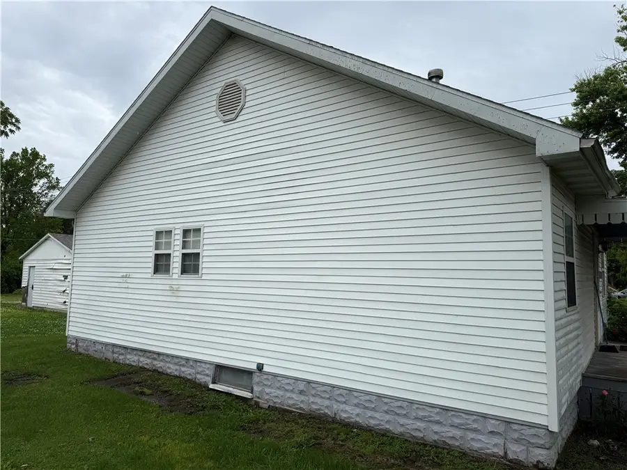 304 E 5th Street, Pana, IL 62557 - #3