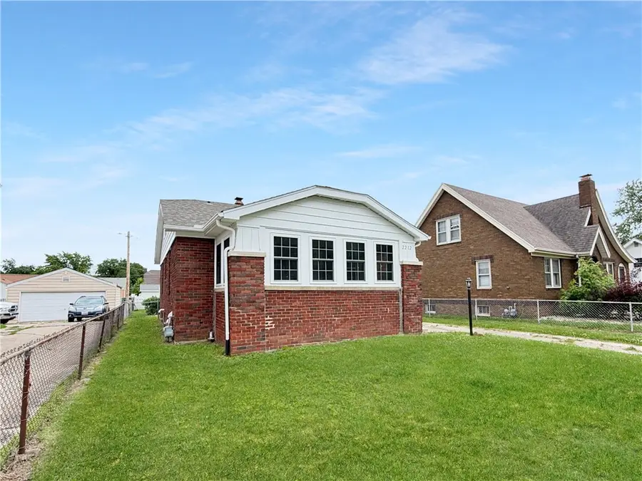 2212 N Main Street, Decatur, IL 62526 - #2