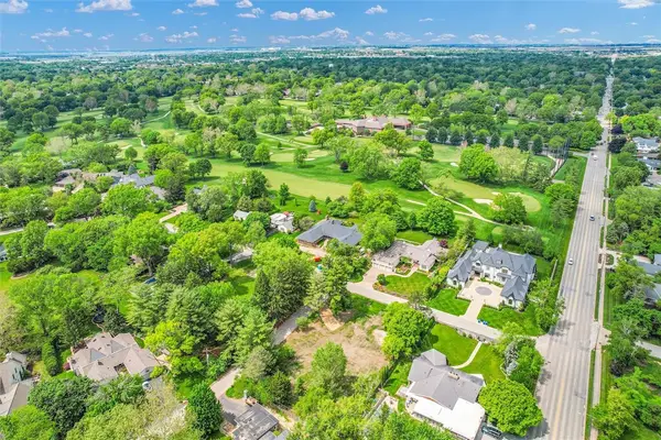 21 Greencroft Drive, Champaign, IL 61821