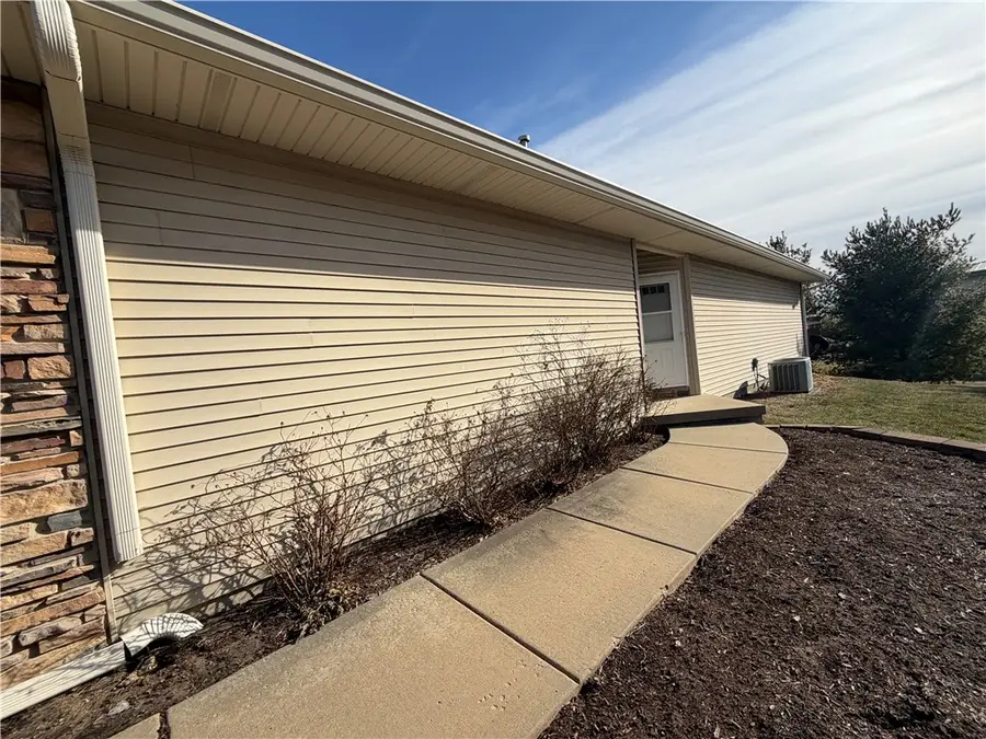 1709 Timber Wolf Lane #C, Mahomet, IL 61853 - #2