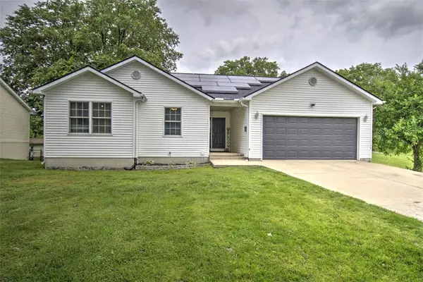 420 Elm Street, Mt Zion, IL 62549