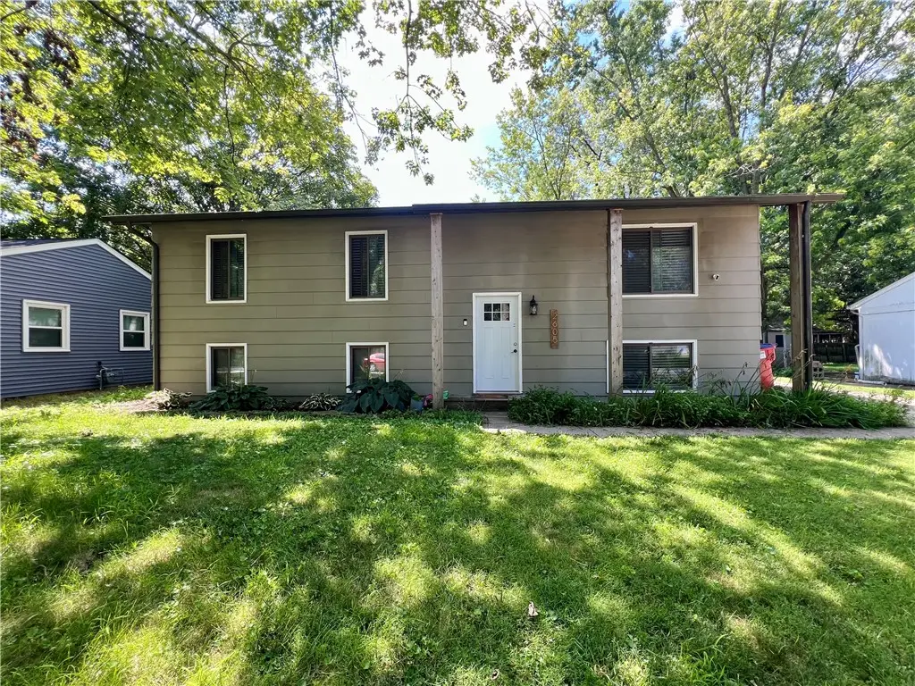 2605 Trafalgar Square, Champaign, IL 61821 - #1