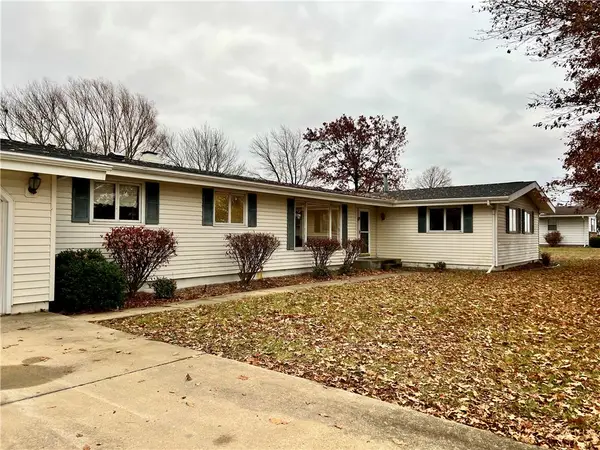 106 Lakeview Drive, , IL 60936