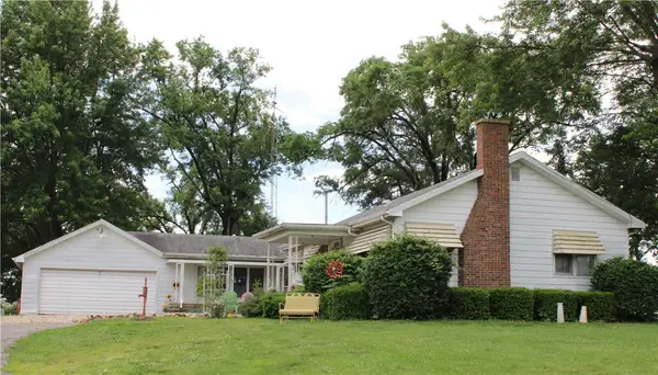 1190 State Highway 16, Shelbyville, IL 62565