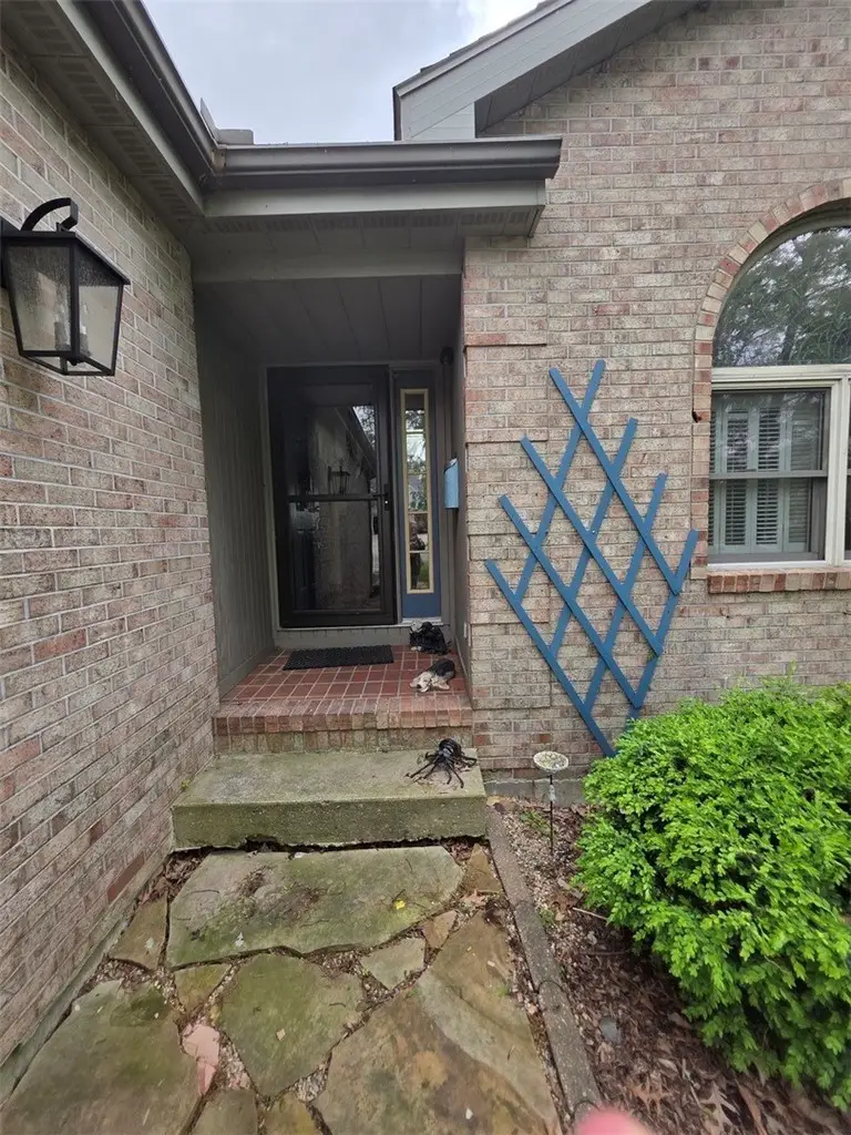 107 Comanche Trail, Loda, IL 60948 - #2