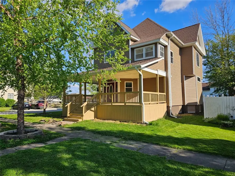215 E Sale Street, Tuscola, IL 61953 - #3