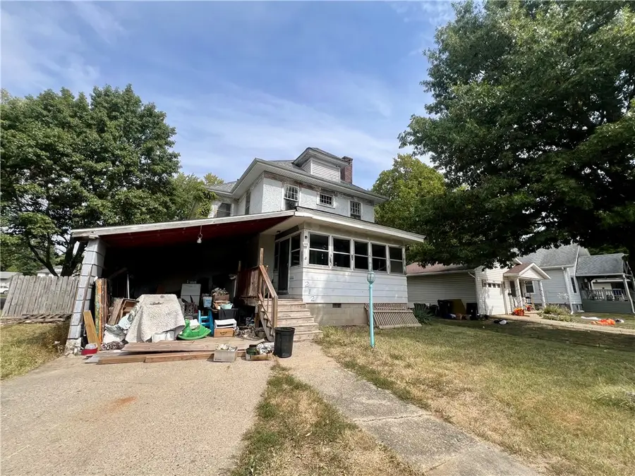 212 Vine Street, Villa Grove, IL 61956 - #2