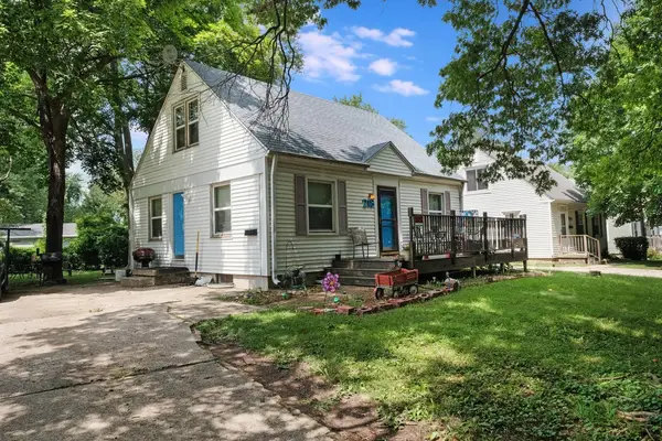 218 Arcadia Drive, Champaign, IL 61820